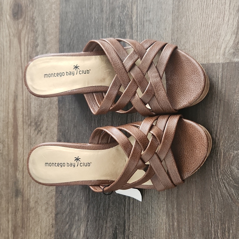 Montego Bay Club ladies brown wedge sandals size 6W